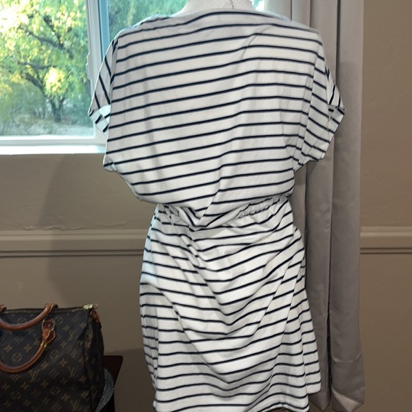Nautical Dress ⚓️ - Picture 3 of 4